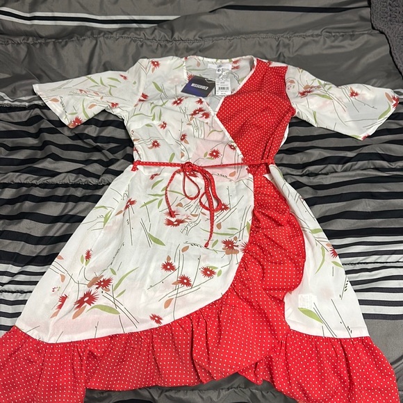 Cute top - Picture 2 of 2